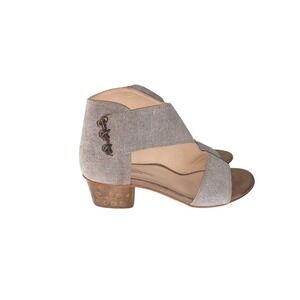 Unity in Diversity Womens Gray Open Toe Ankle Strap Heels Slip On Sandals 41